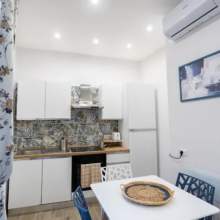 La Casa Di Bianca - Modern Near Plebiscito 게스트하우스