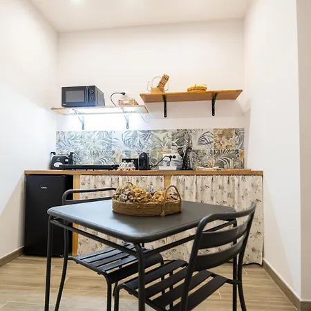 Pensión La Casa Di Bianca - Modern Near Plebiscito 4*