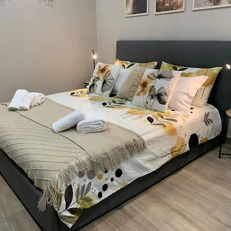 La Casa Di Bianca - Modern Near Plebiscito Pensionat